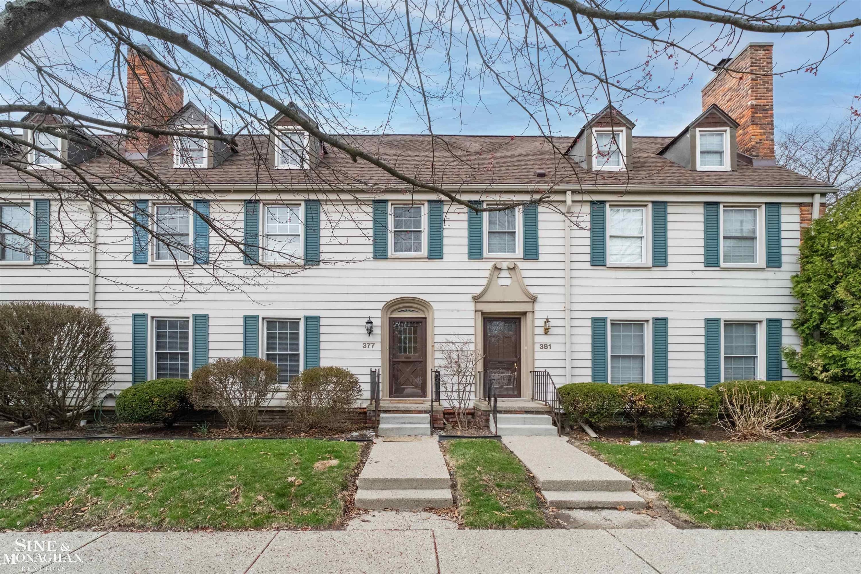 377 Rivard Boulevard, Grosse Pointe, MI 48230