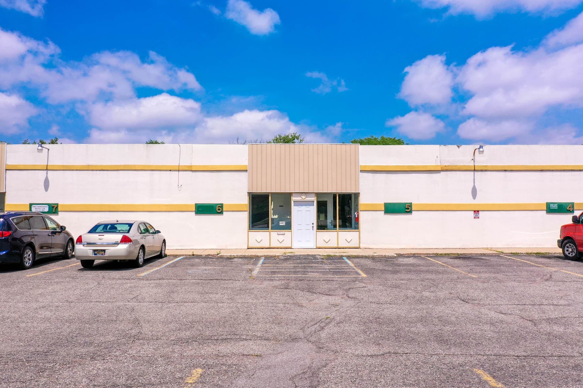 2710 W Court #6, #9, & #10 Street, Flint, MI 48503