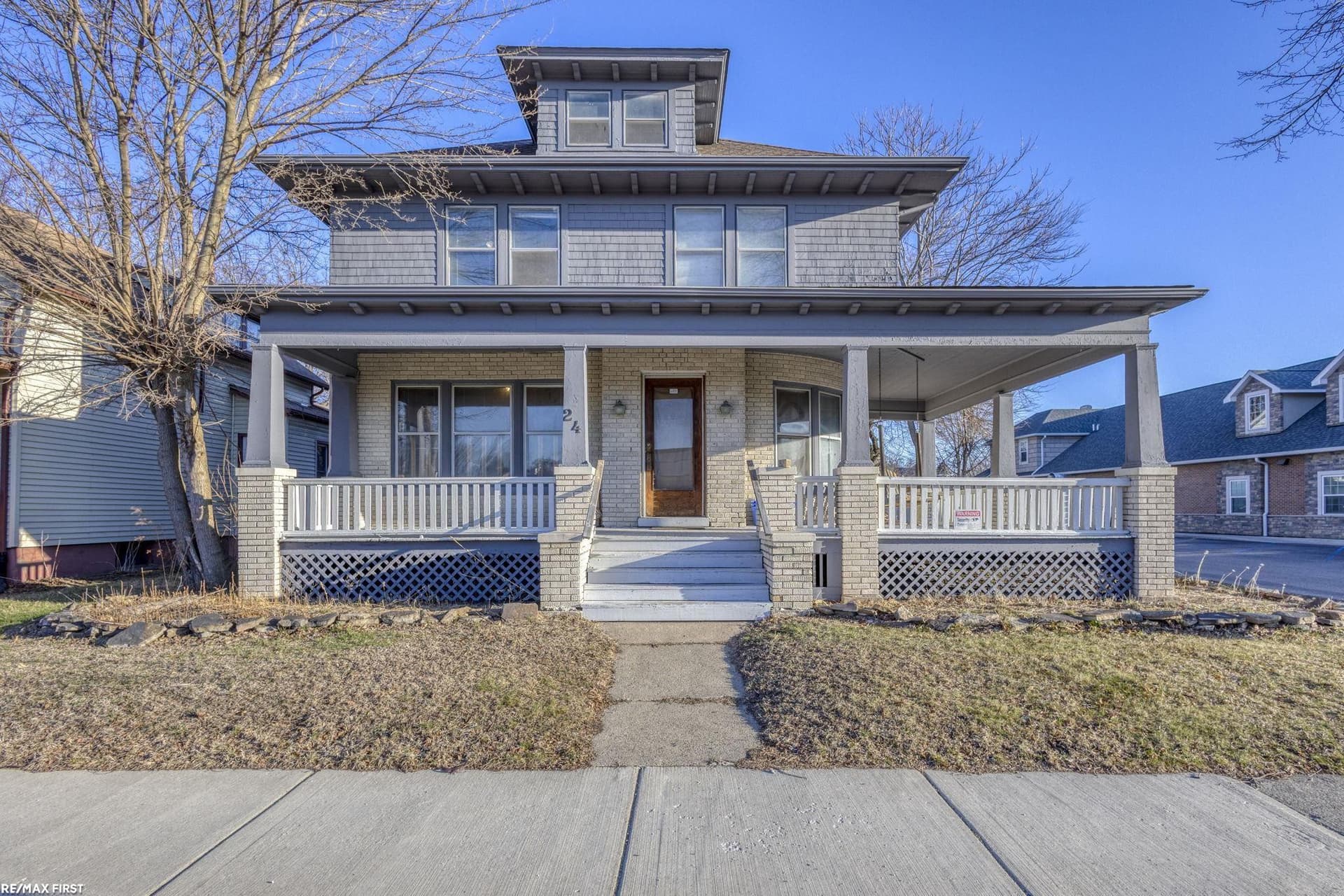 24 Grand Ave Avenue, Mount Clemens, MI 48043