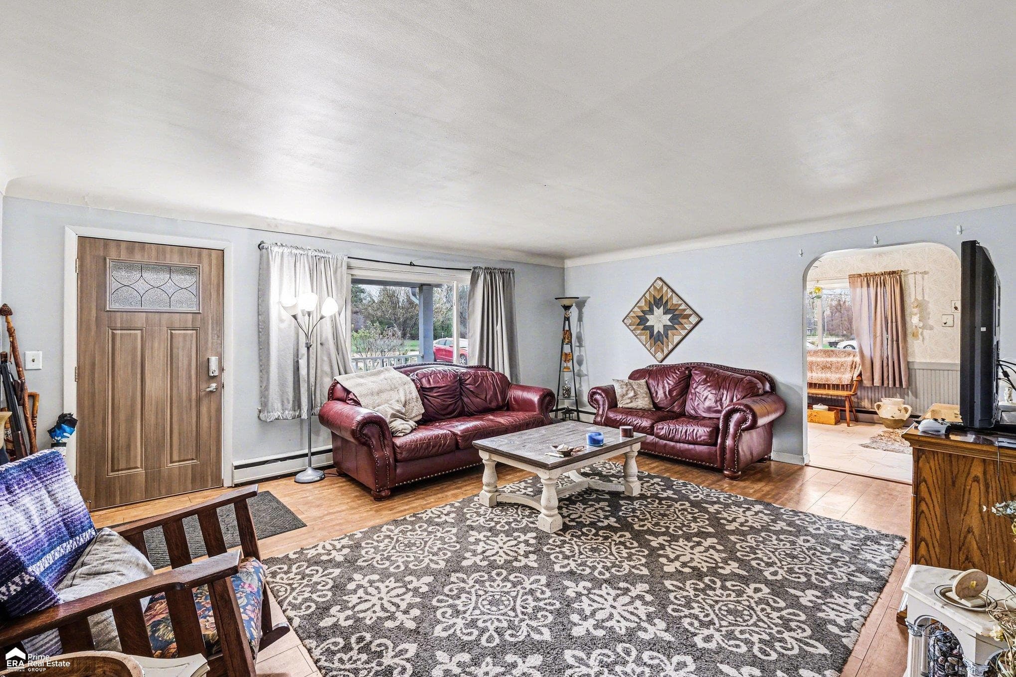 Photo 6