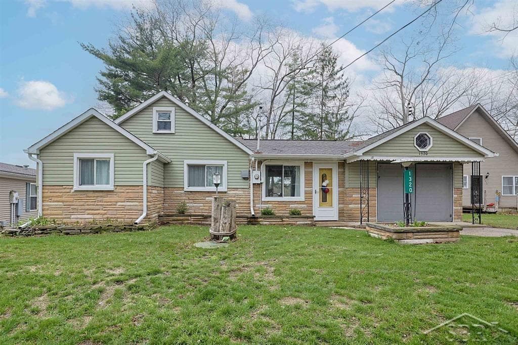 1320 Hillcrest Drive, Lake, MI 48632