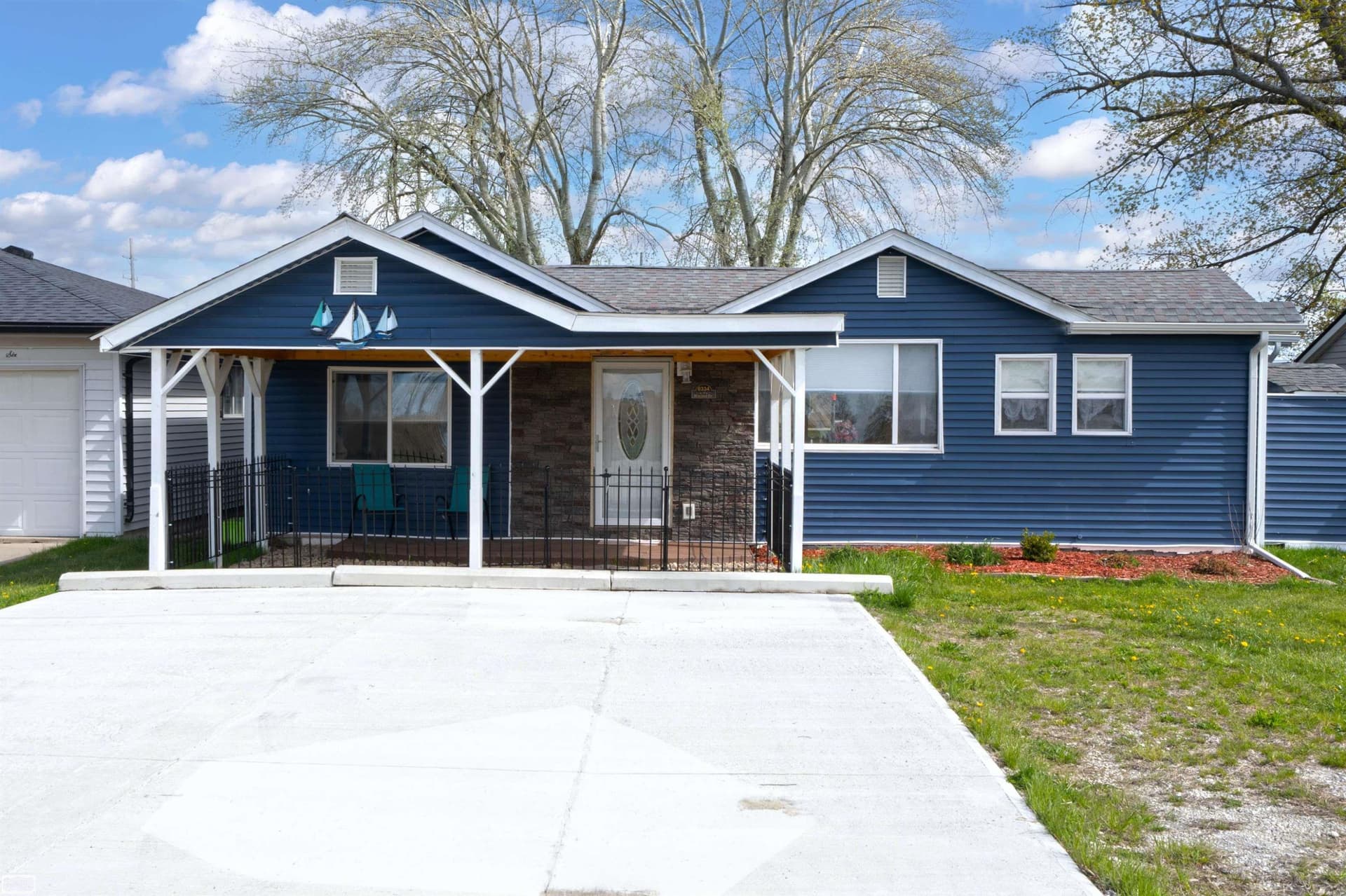6334 Marina Drive, Algonac, MI 48001