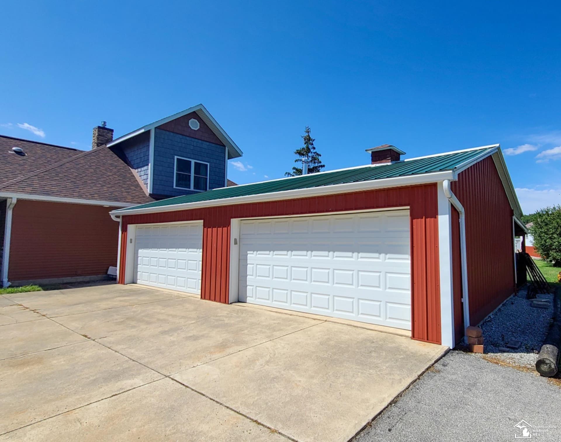 Photo 4