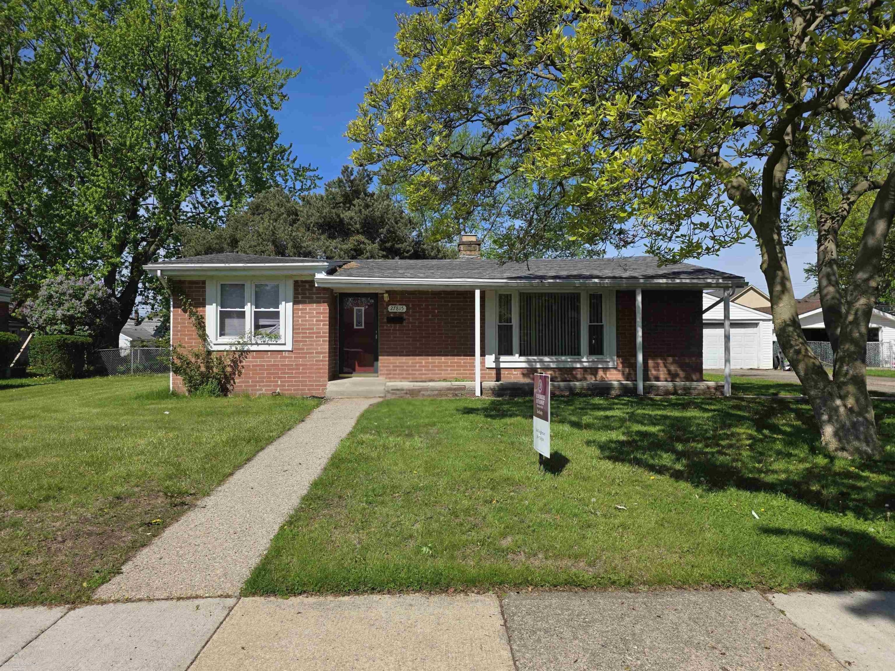 27815 Shock Street, Saint Clair Shores, MI 48081