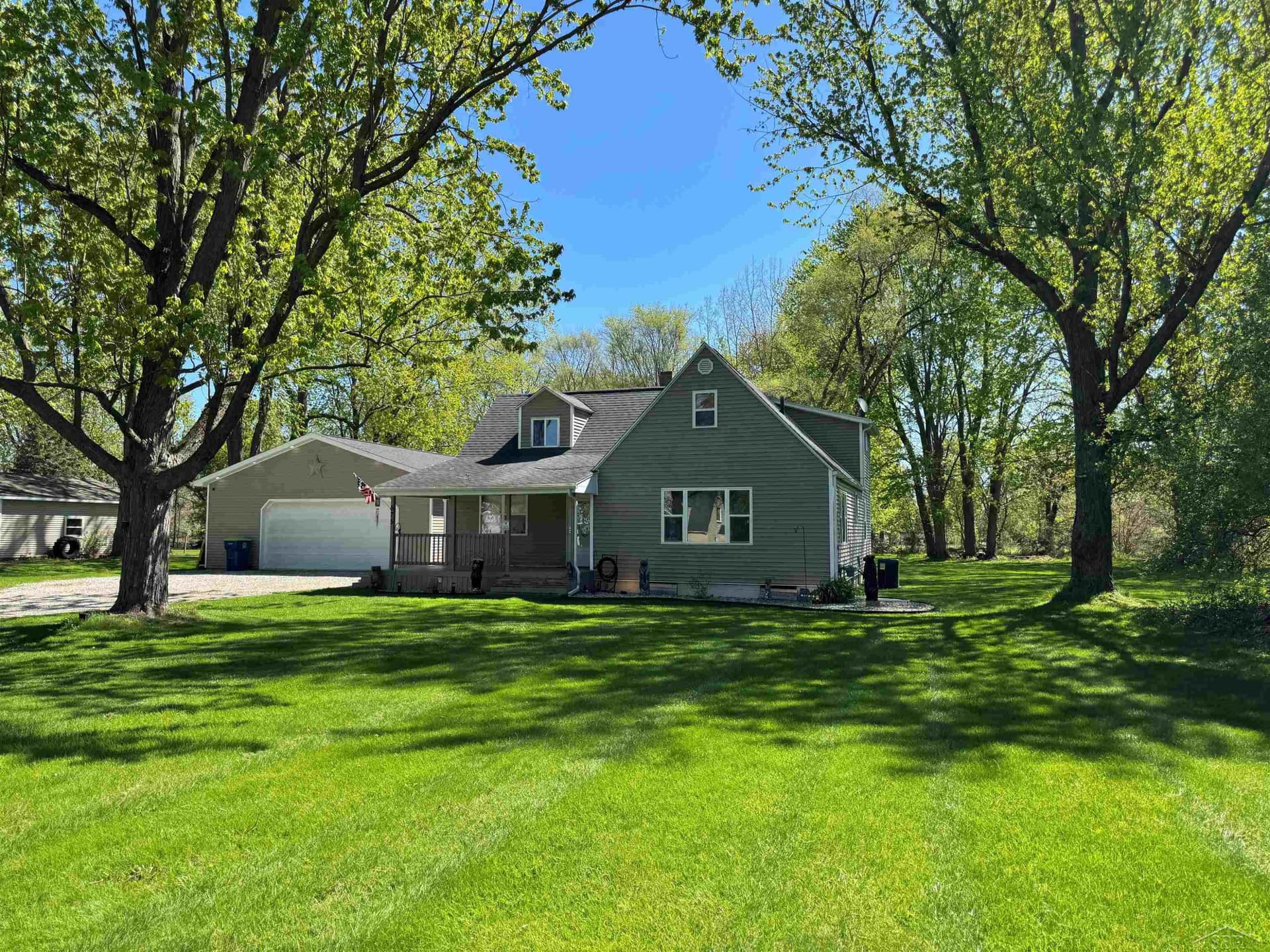 575 Lutzke Road, Saginaw, MI 48609