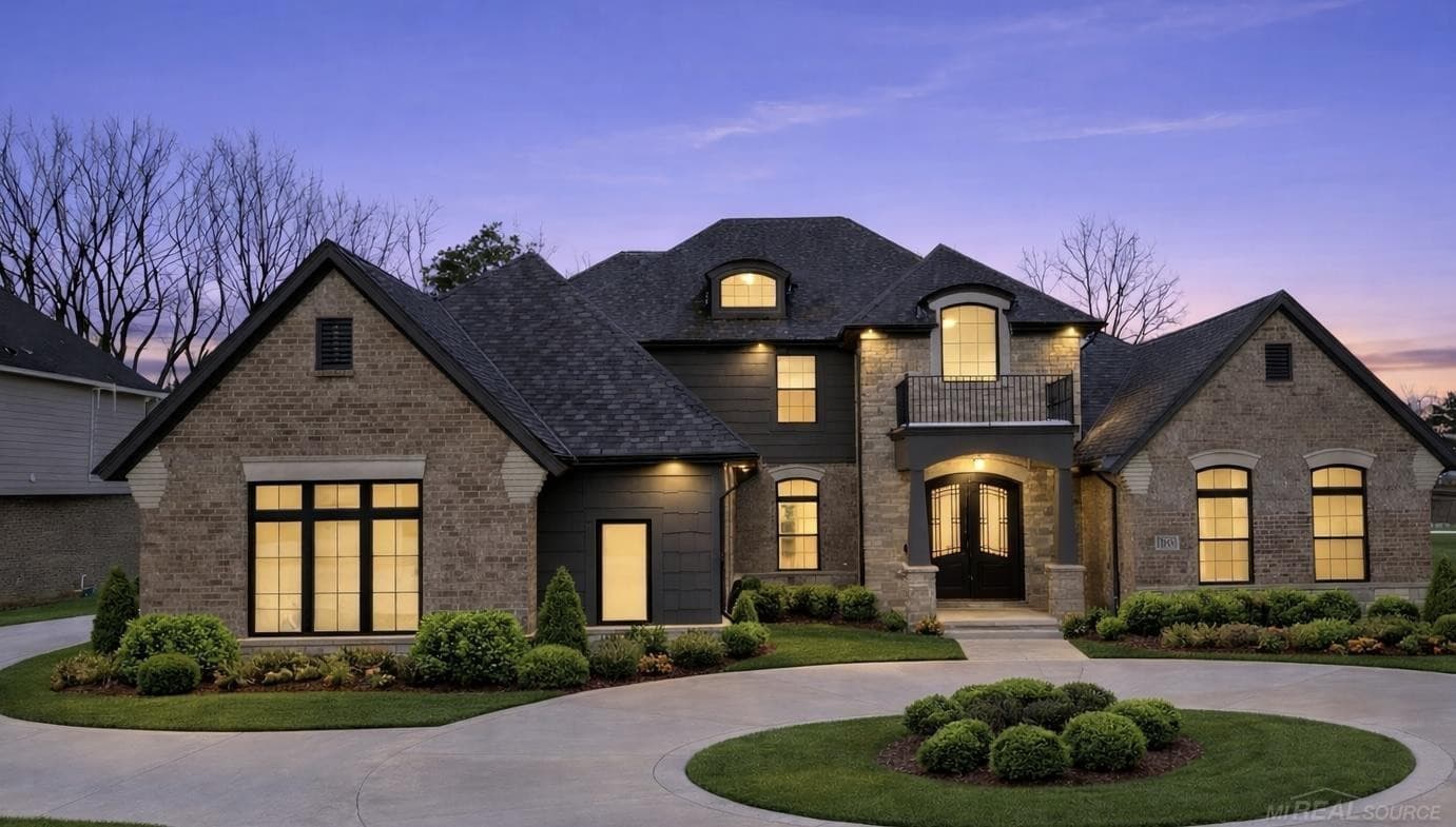 1055 Avon Road, Rochester Hills, MI 48307