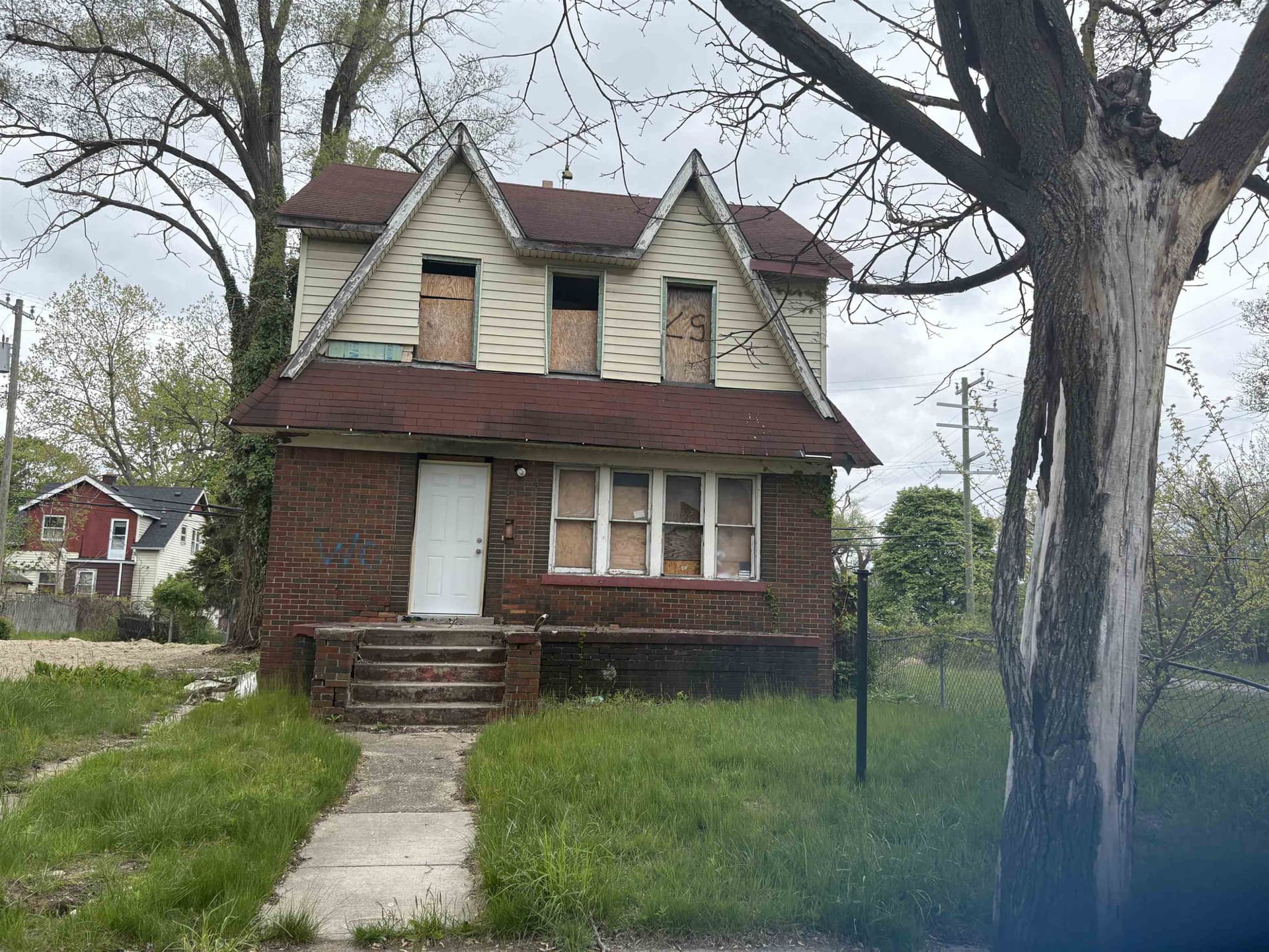 20257 Omira Street, Highland Park, MI 48203