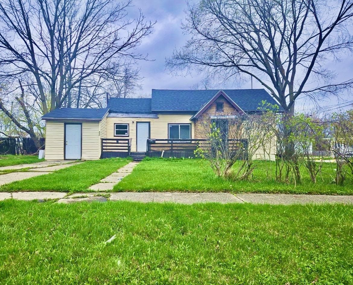402 Oak Street, Saginaw, MI 48604