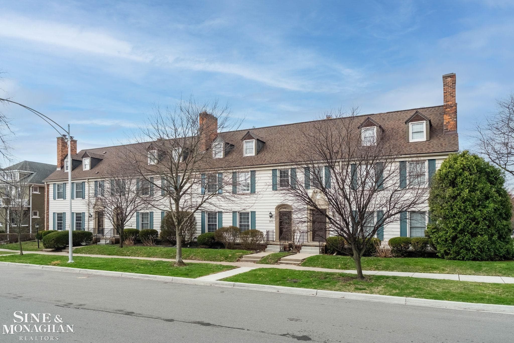 377 Rivard Boulevard, Grosse Pointe, MI 48230