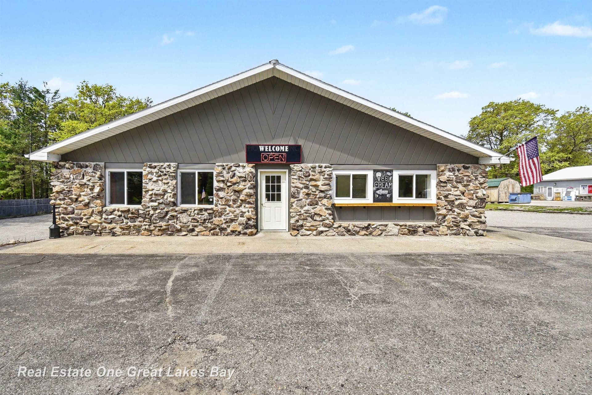 1951 Indian Lake Road, National City, MI 48748