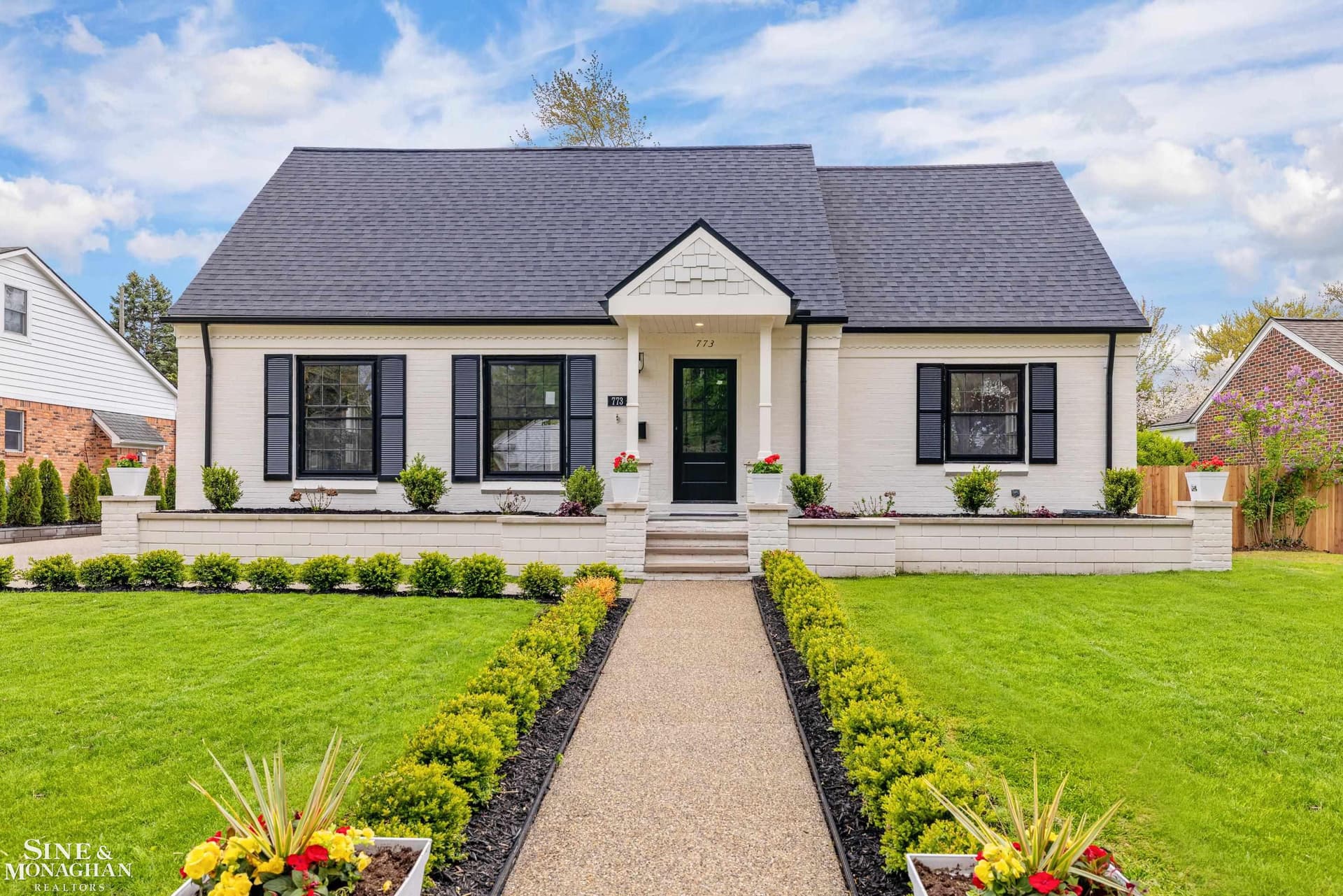 773 Hawthorne Road, Grosse Pointe Woods, MI 48236