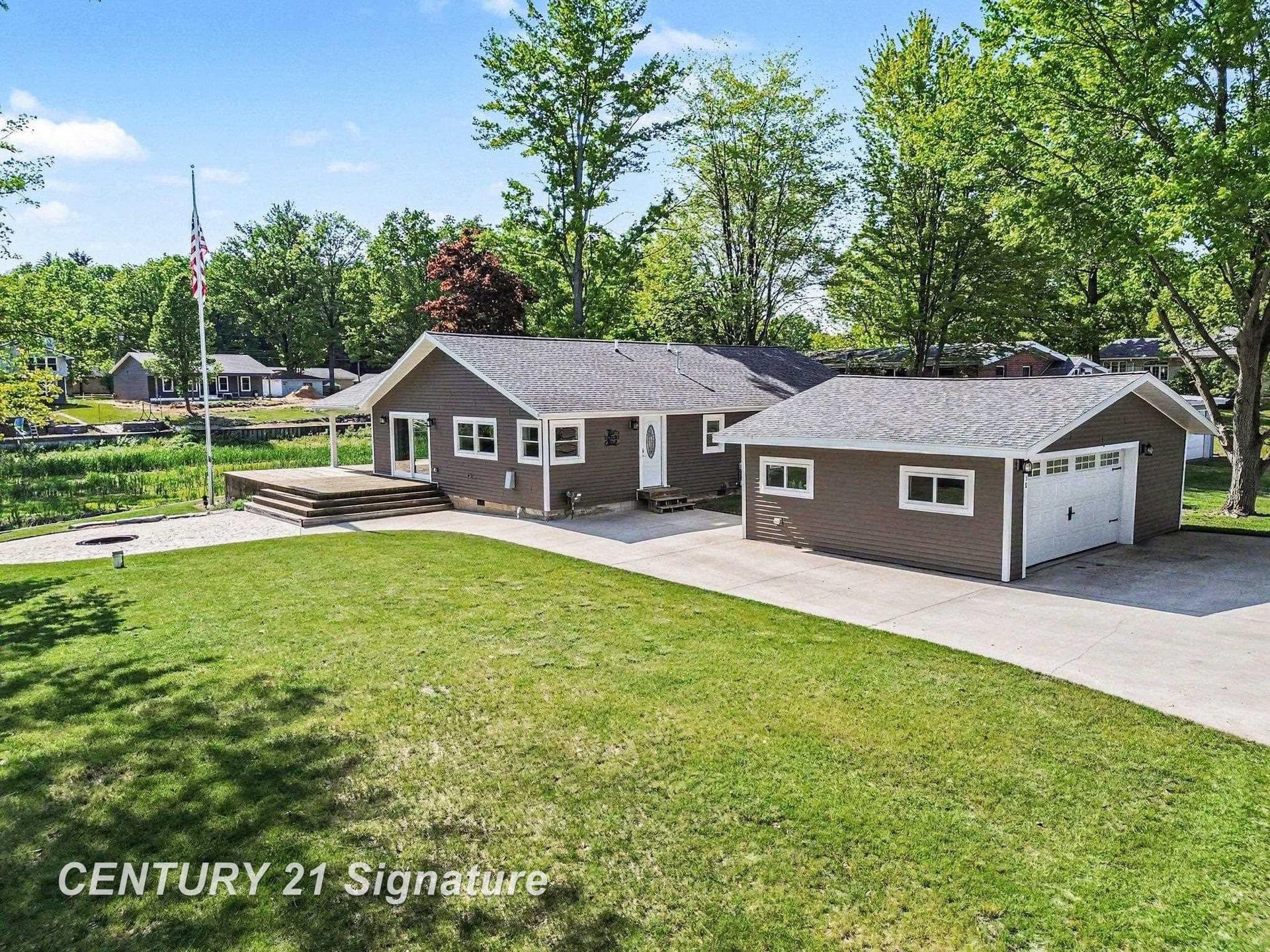 5458 Oakridge Drive, Beaverton, MI 48612