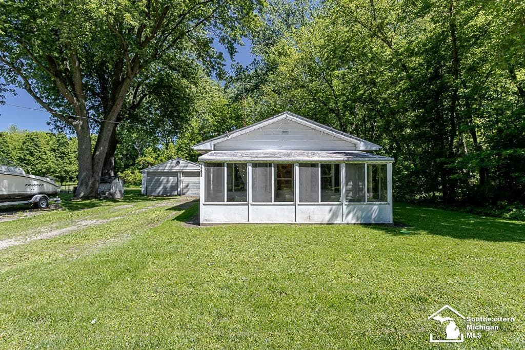 13838 Bayside Drive, Monroe, MI 48161