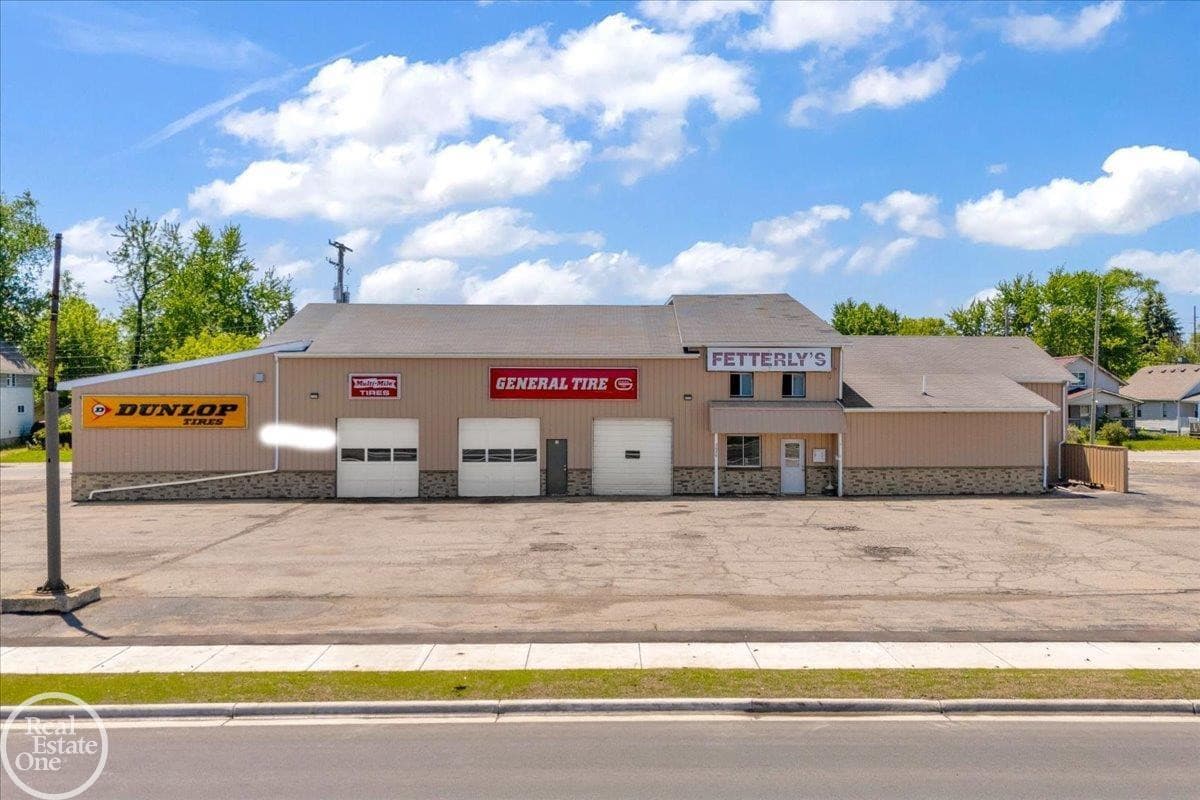 2026 Lapeer Road, Port Huron, MI 48060