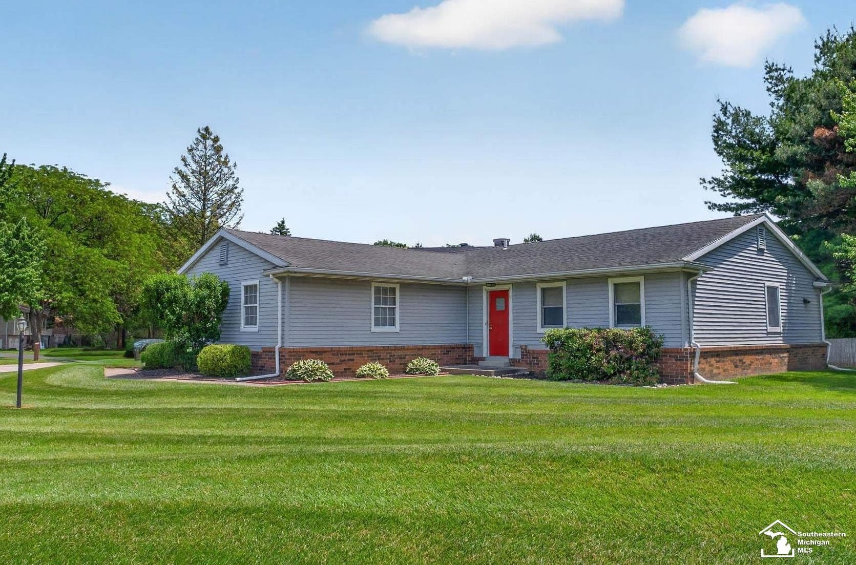 7576 Chapelview Court, Temperance, MI 48182