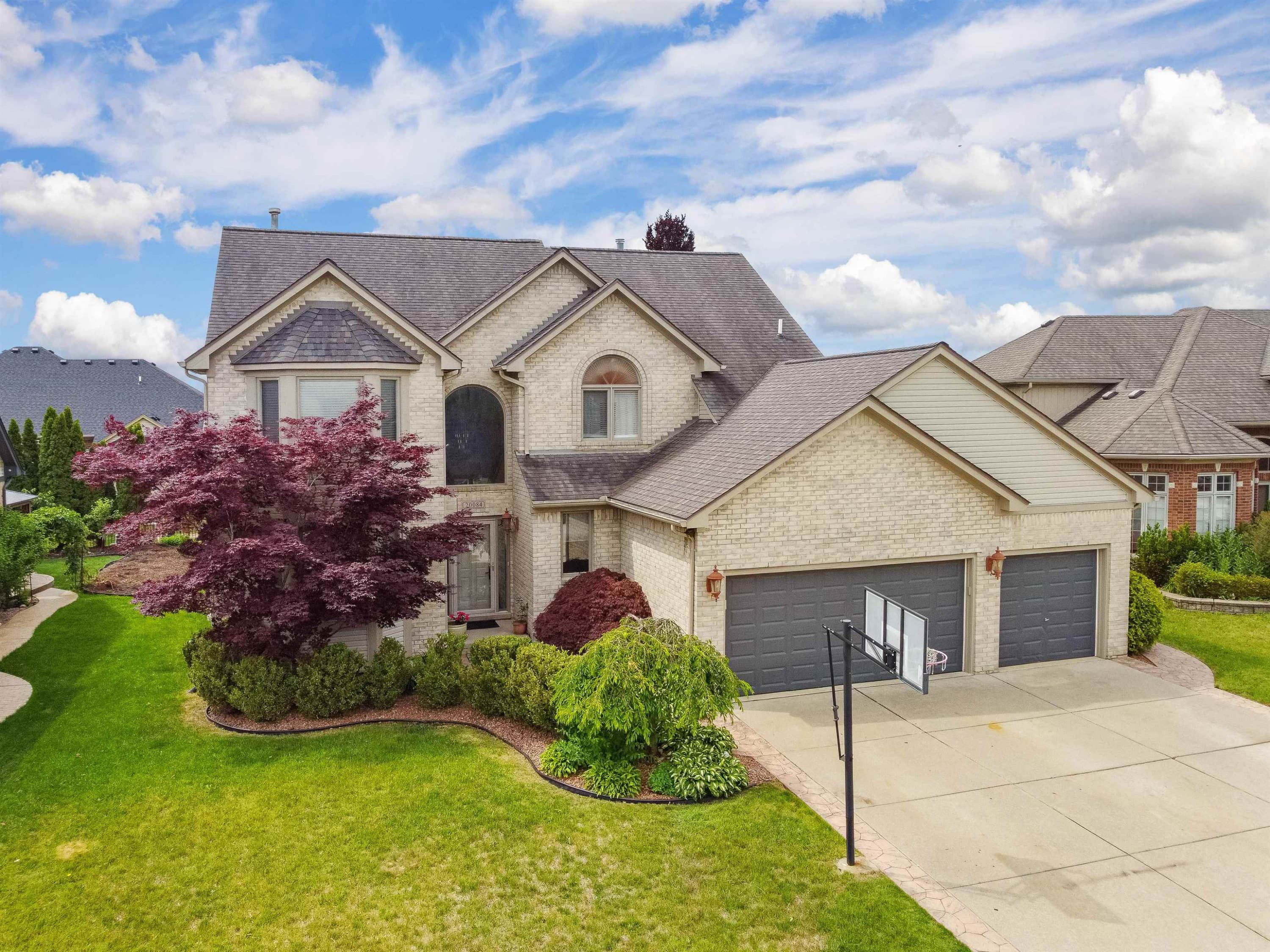 20084 Newcastle Court, Macomb, MI 48044