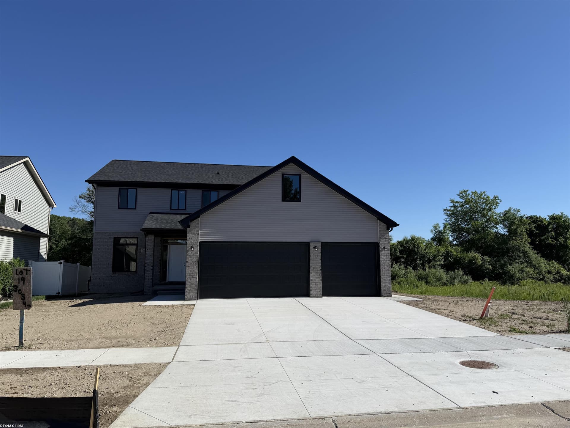 30343 Weathervane Woods Drive, New Haven, MI 48048