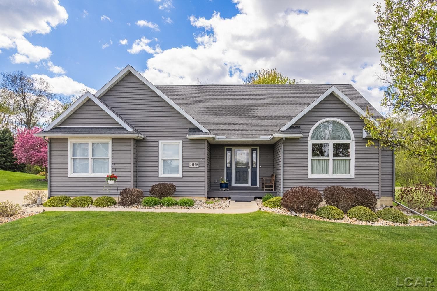 11590 Harrington Place Heights, Brooklyn, MI 49230