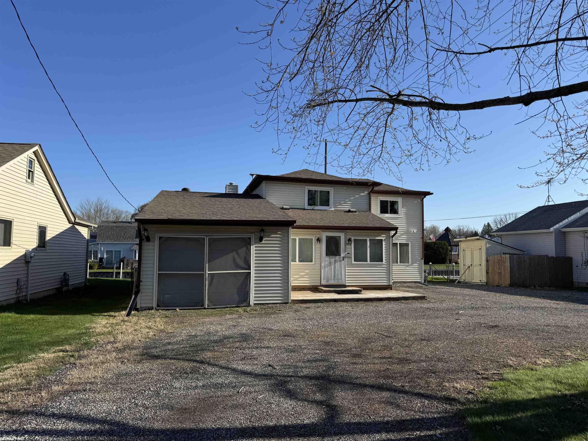 710 Ruskin Avenue, Algonac, MI 48001