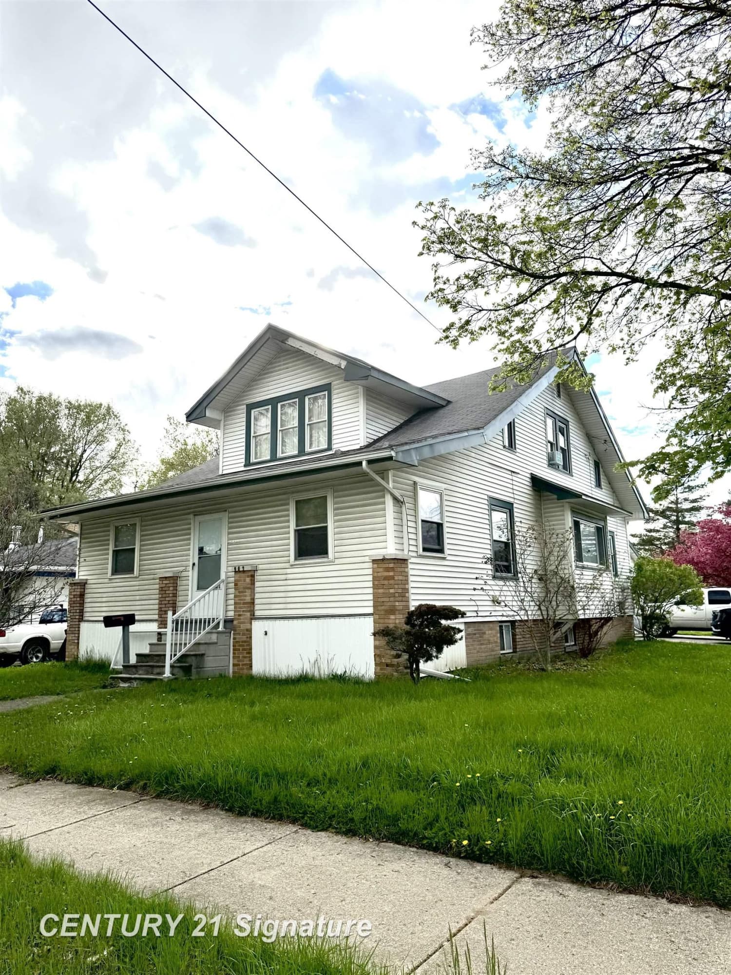 903 S Mason Street, Saginaw, MI 48602