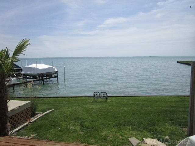 50666 JEFFERSON Street, D-6, New Baltimore, MI 48047