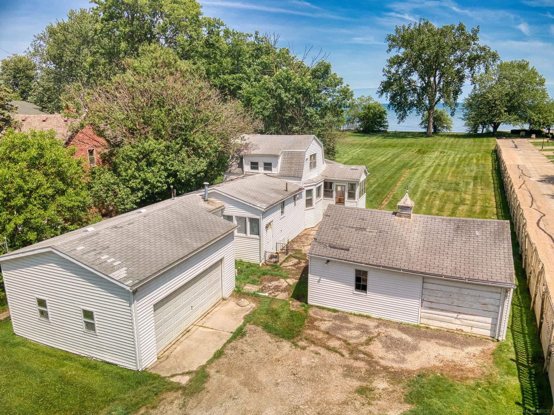 26800 Koerber Street, Saint Clair Shores, MI 48081