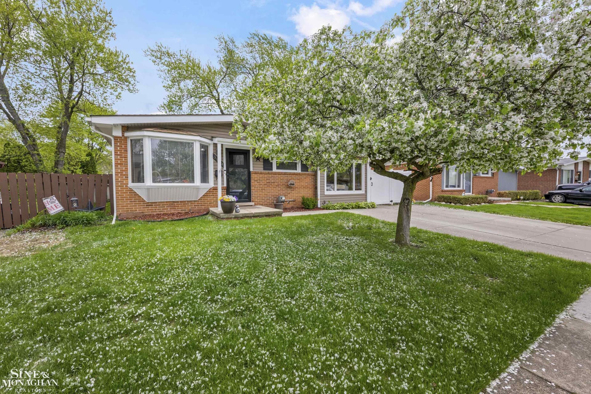 3914 Edgeland Avenue, Royal Oak, MI 48073
