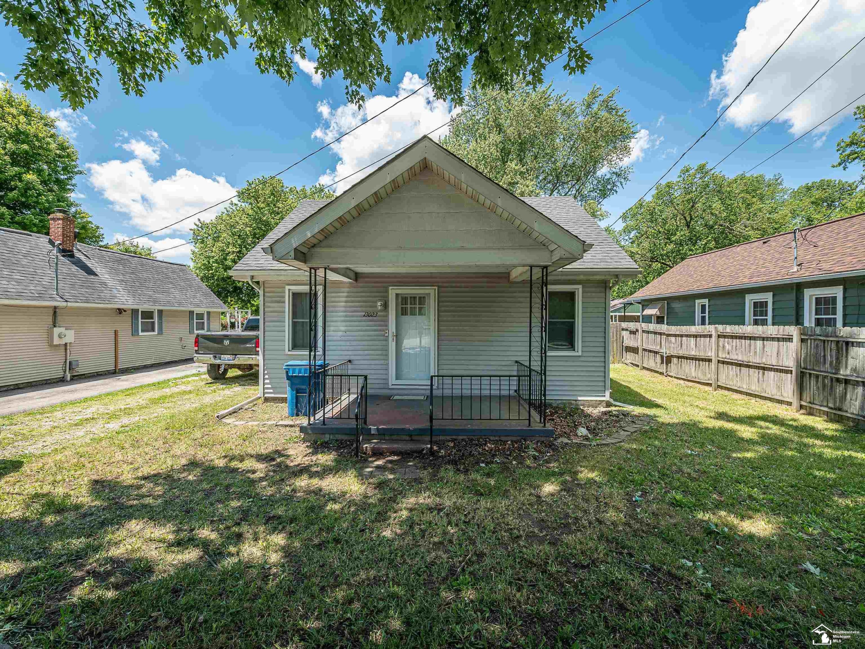 13023 S Dixie Highway, La Salle, MI
