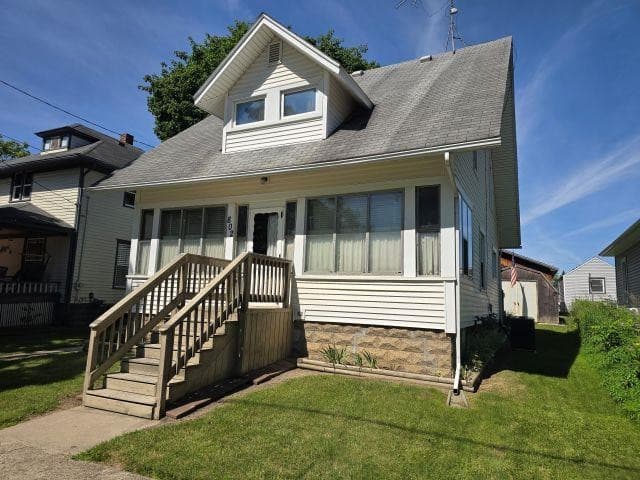 802 S Park Street, Owosso, MI 48867