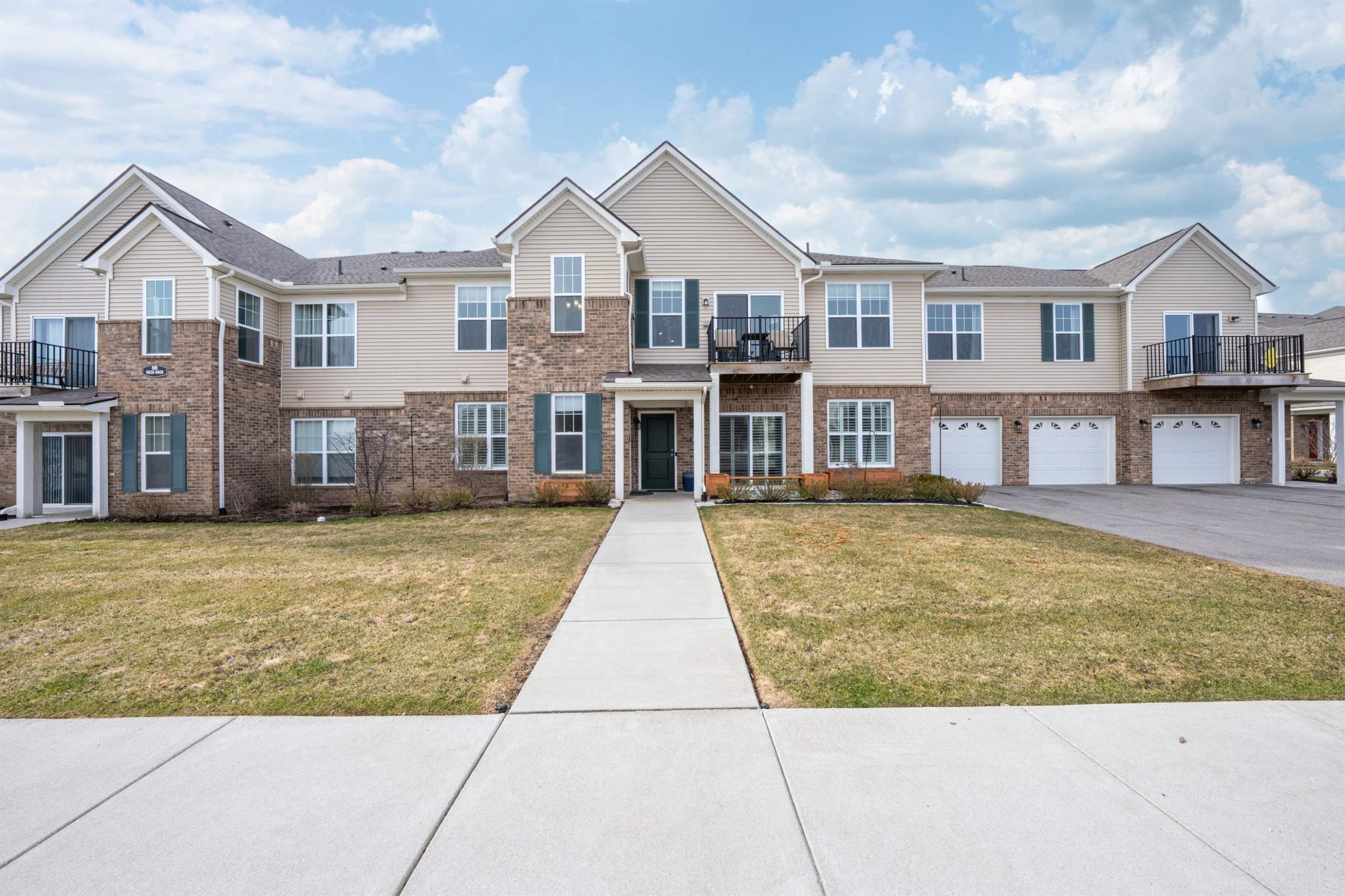 9836 Ridge Run Street, Howell, MI 48855