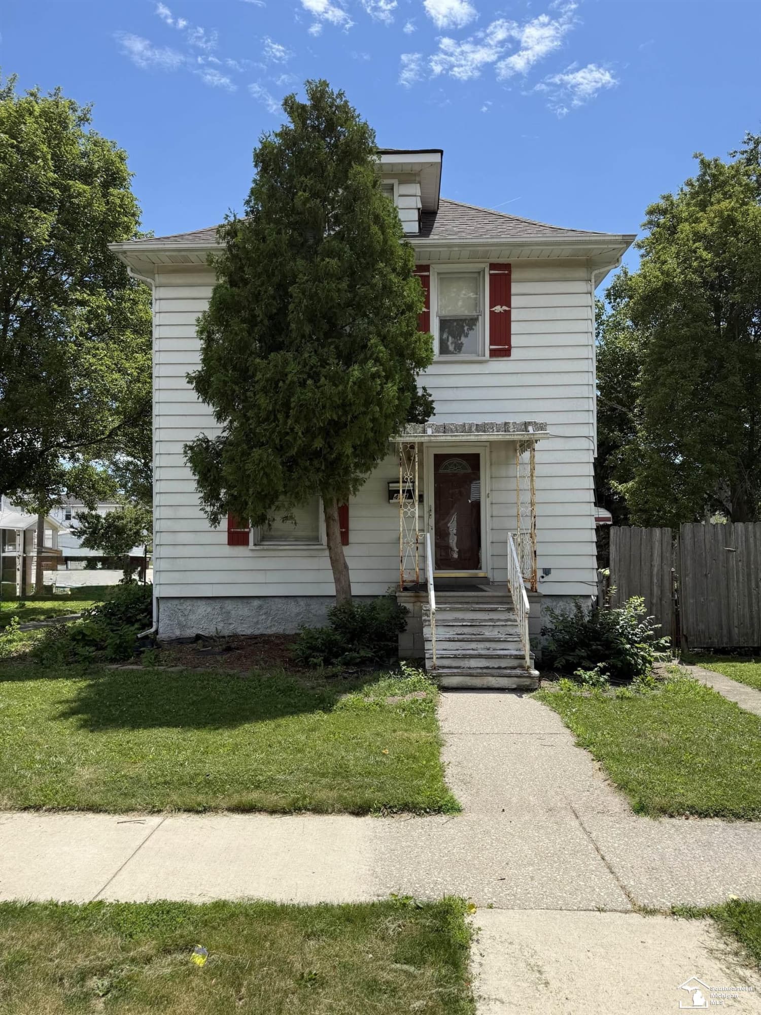 474 Riverview Avenue, Monroe, MI 48162