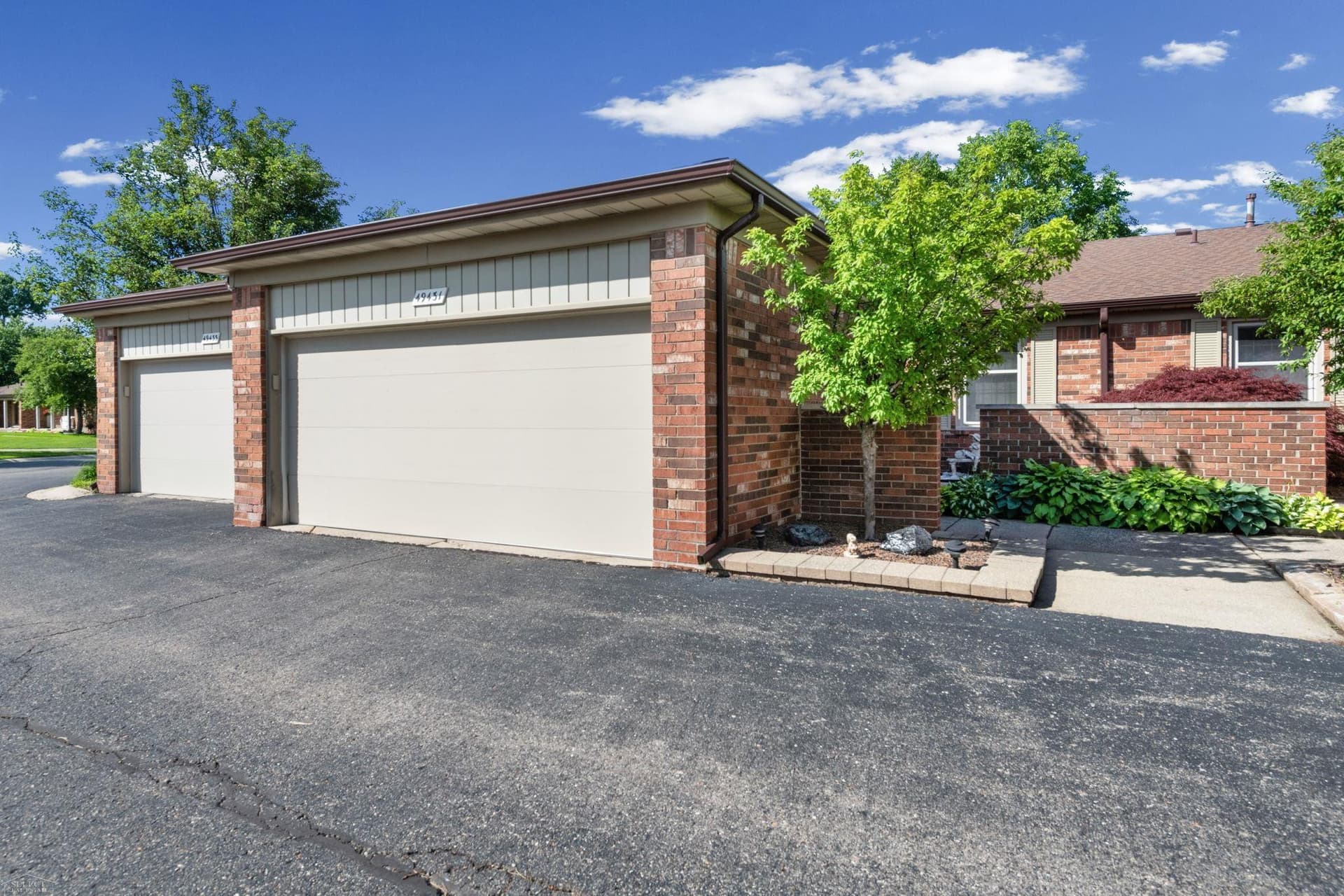 49431 Ferrisburg Court, Shelby Twp, MI 48315