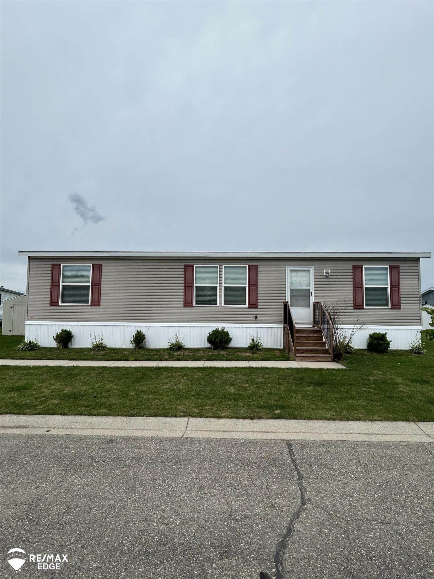743 Morgan Drive, Flint, MI 48506