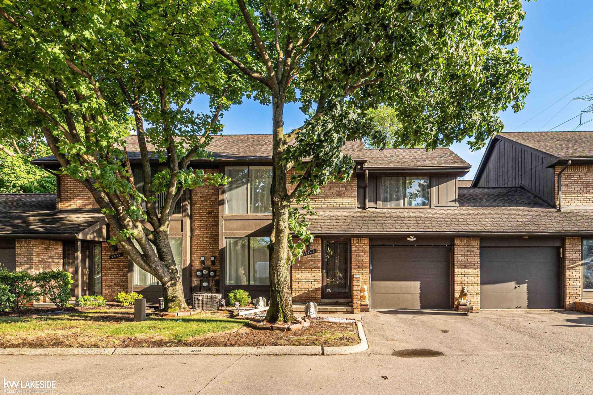 37143 Clubhouse Drive, Sterling Heights, MI 48312