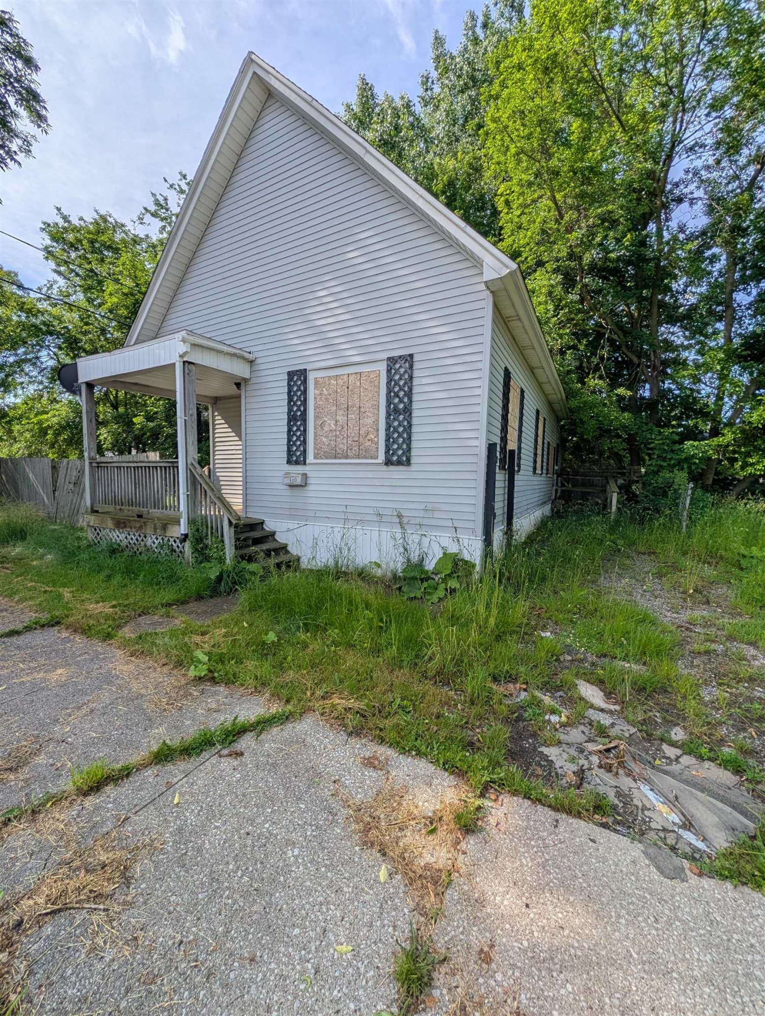 710 Holden Street, Saginaw, MI 48601