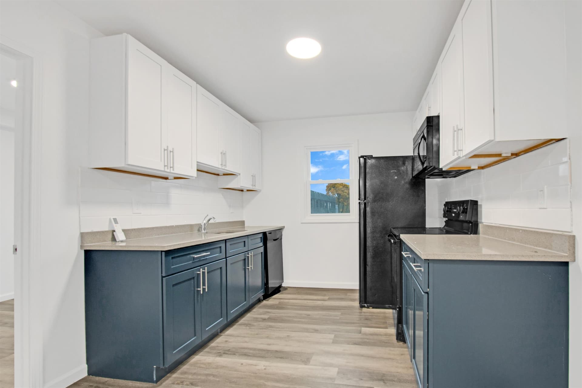 343 Sheffield Apt. B Avenue, Apartment B, Flint, MI 48503