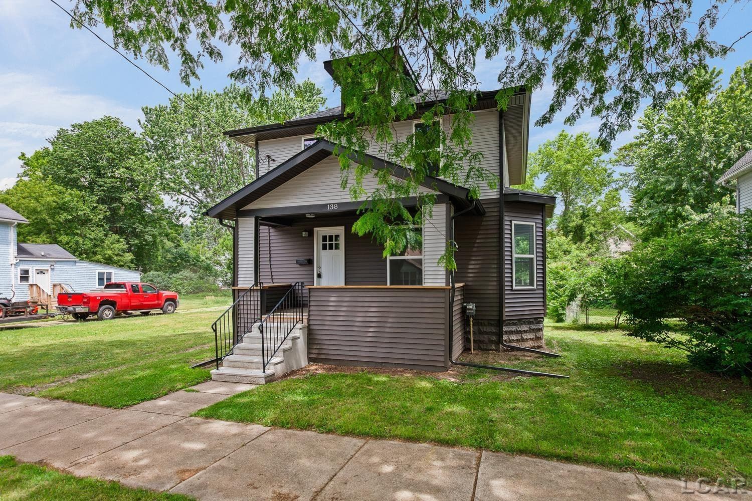 138 E Robinson Street, Jackson, MI 49203