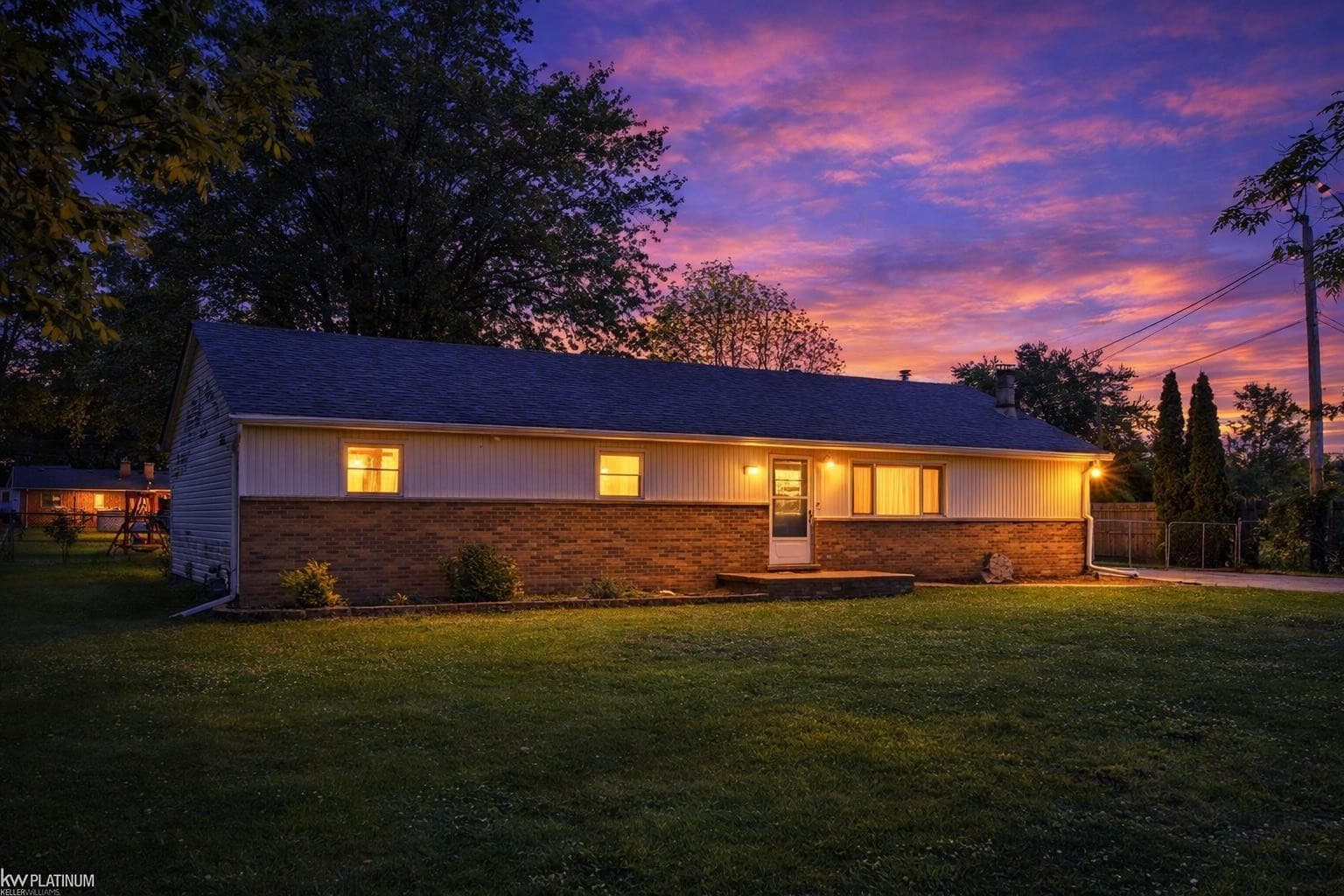 32159 Riverpoint Street, New Baltimore, MI 48047