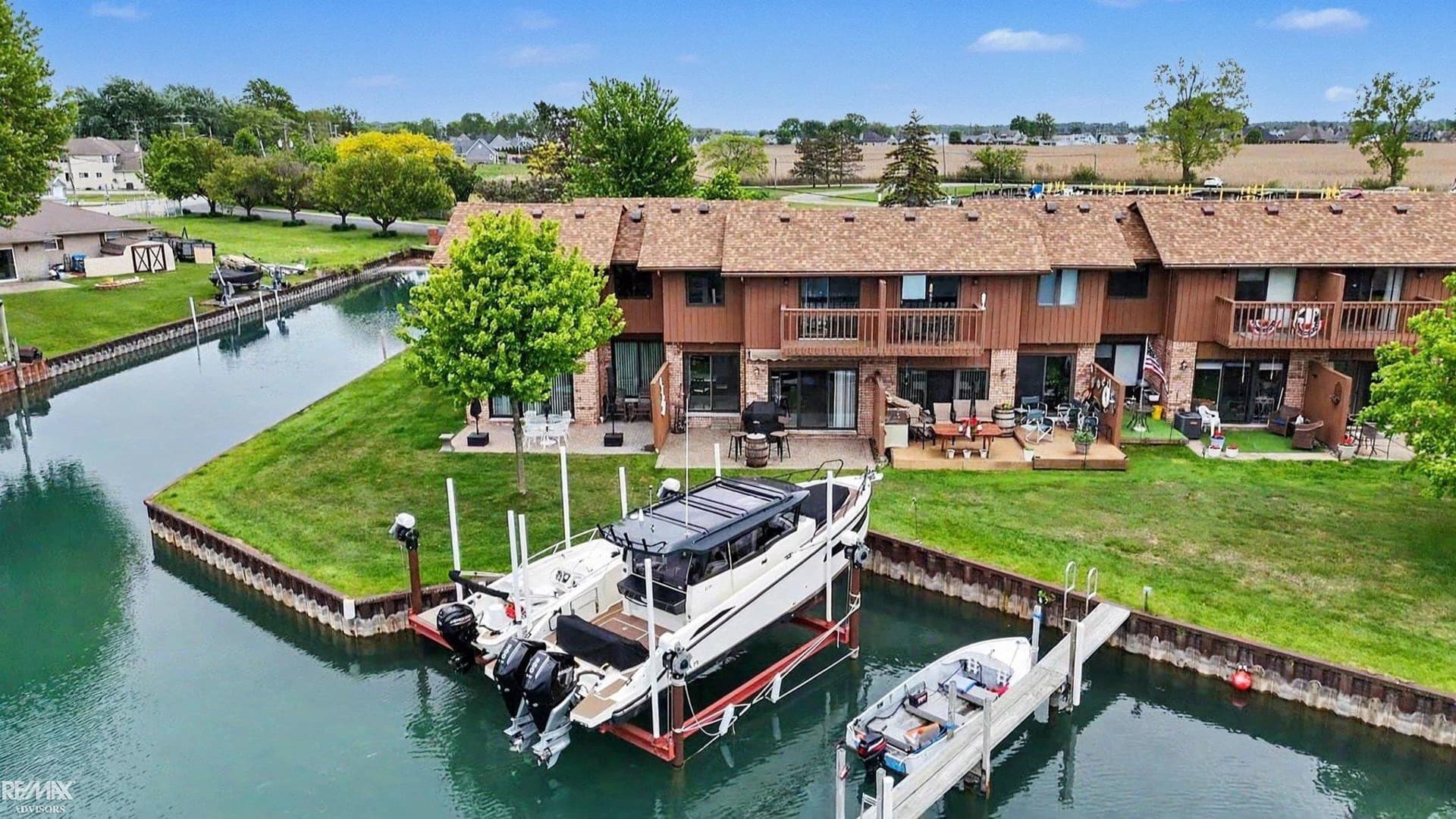 7202 Harbor Drive, Algonac, MI 48001