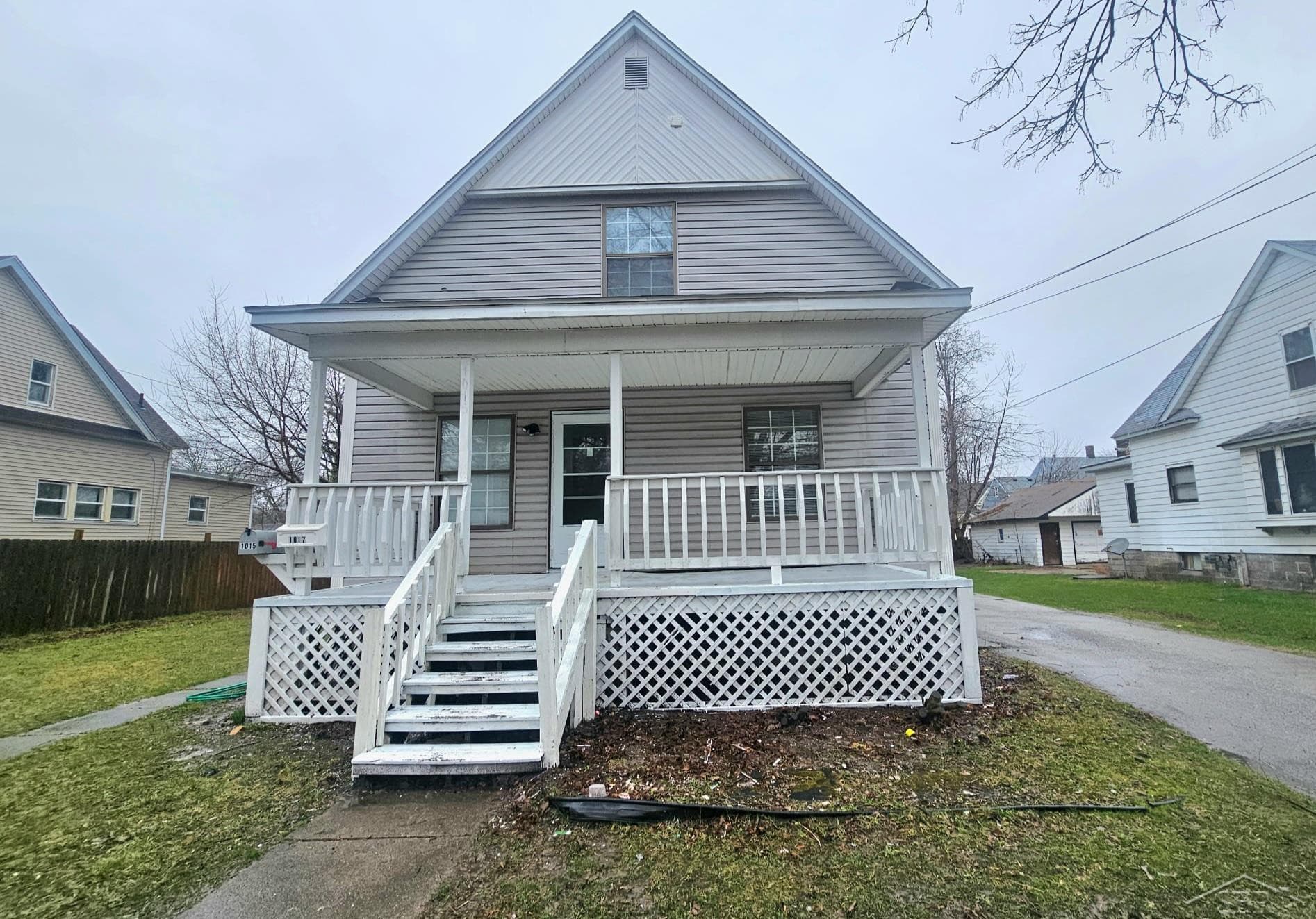 1015 S Webster Street, Saginaw, MI 48602
