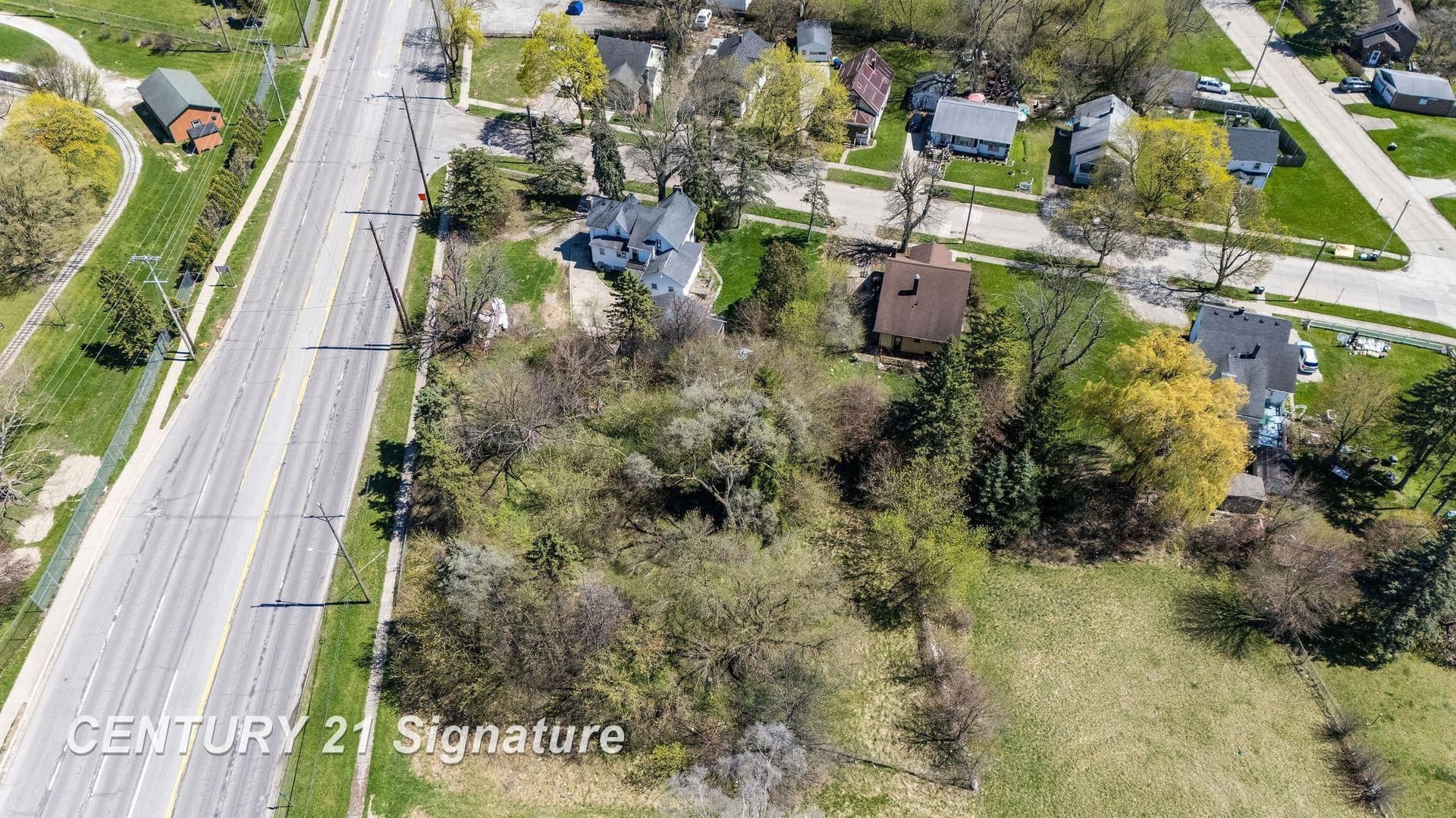 1911 Lincoln Avenue, Saginaw, MI 48601