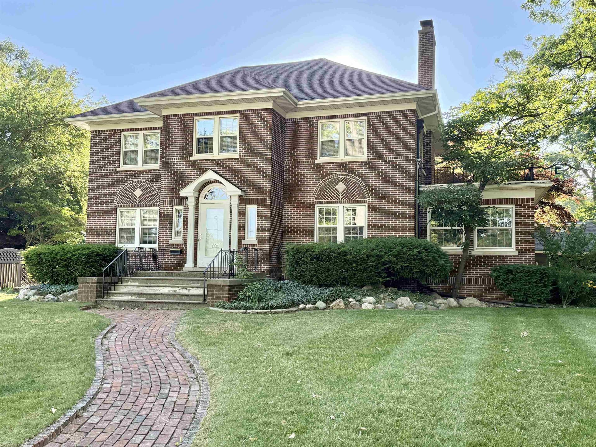 654 First Street, Owosso, MI 48867