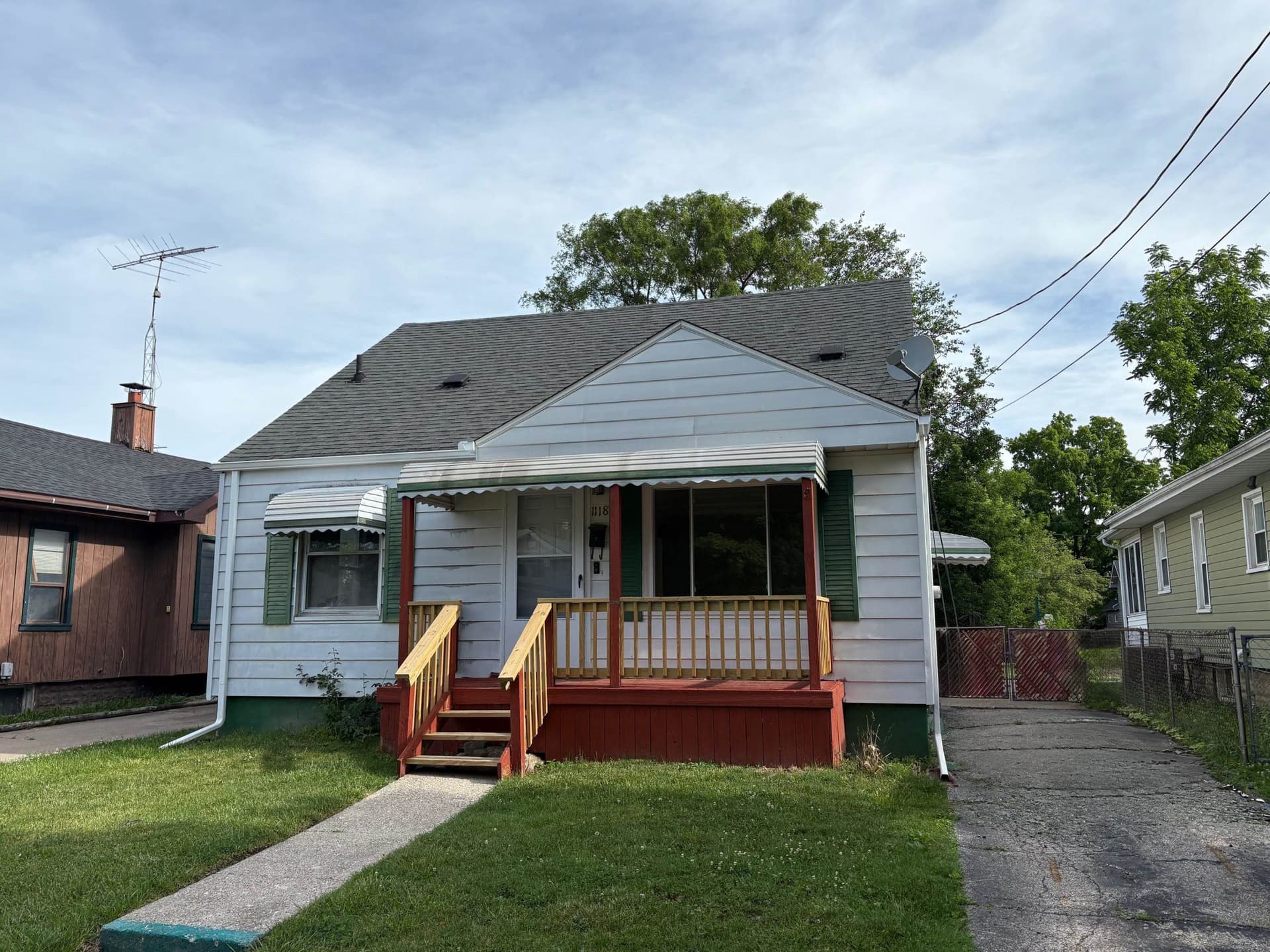 1118 Simcoe Avenue, Flint, MI 48507