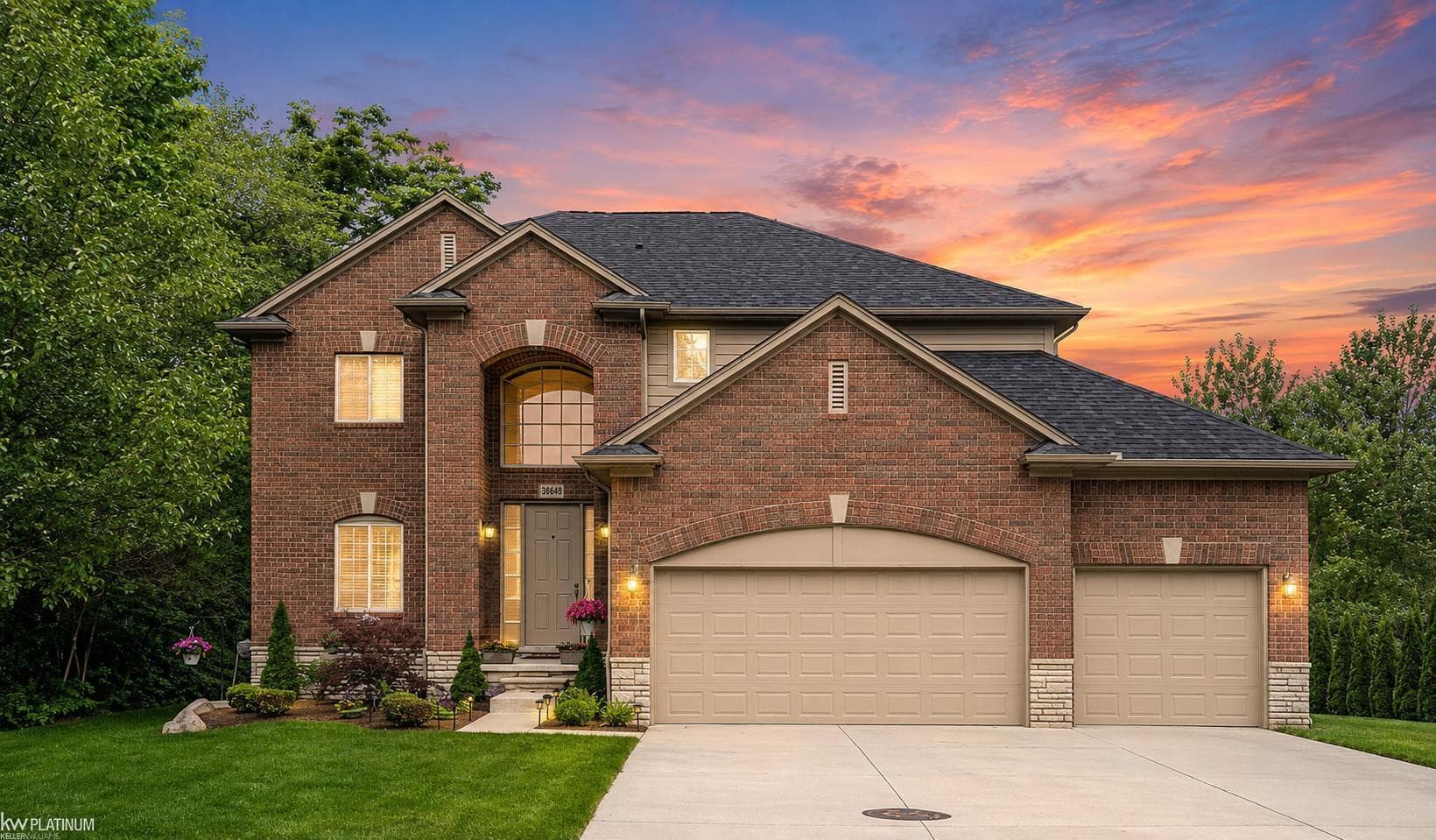 4308 Hawks Nest Road, Shelby Twp, MI 48317