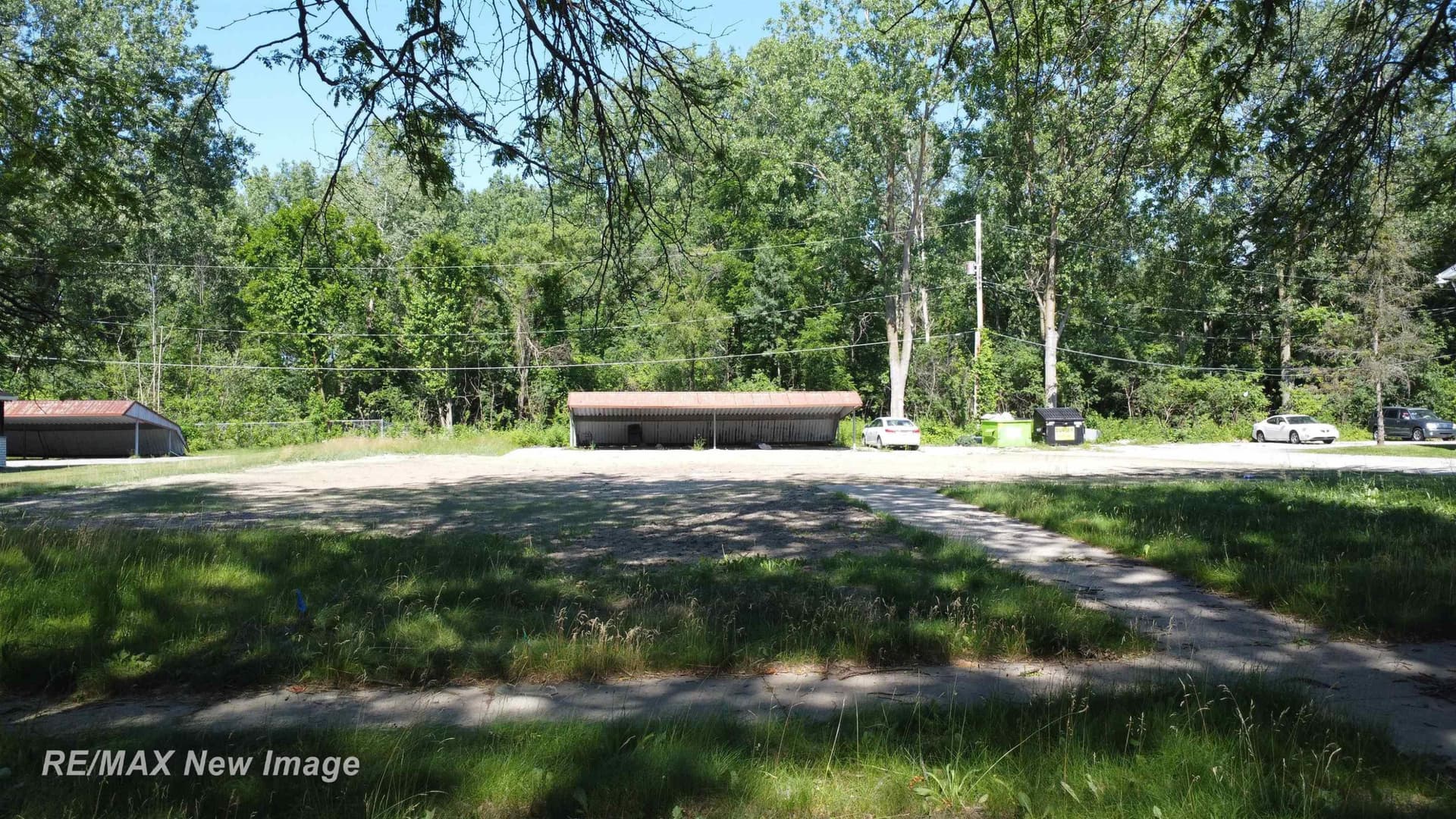 3681 Bernice Drive, Saginaw, MI 48601