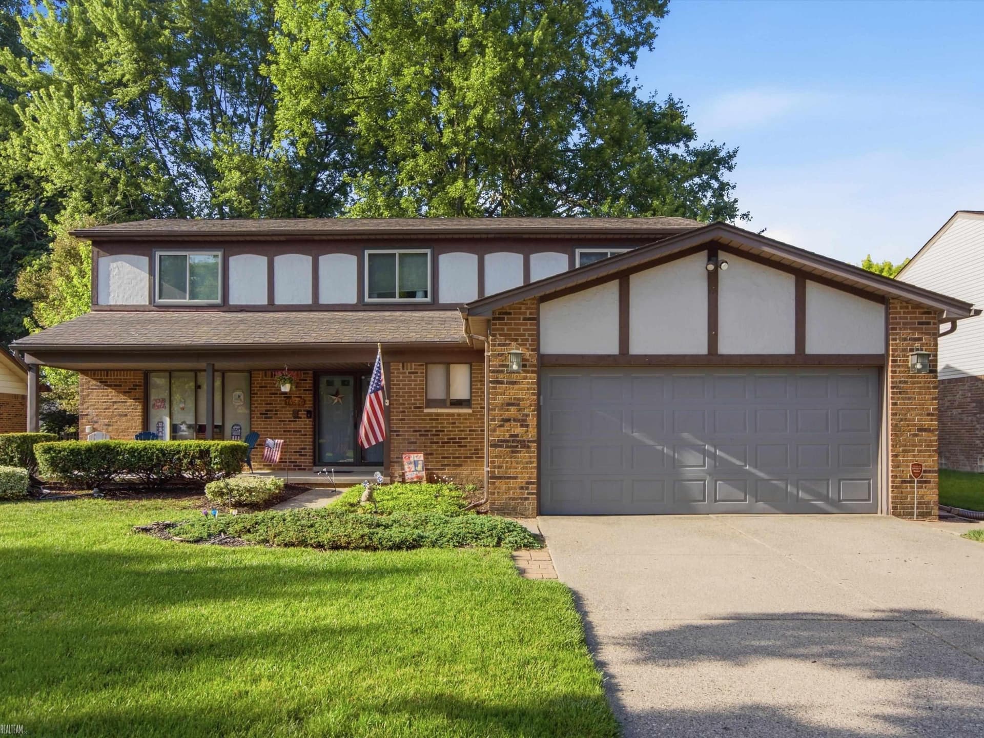 14560 Eastport Drive, Sterling Heights, MI 48313