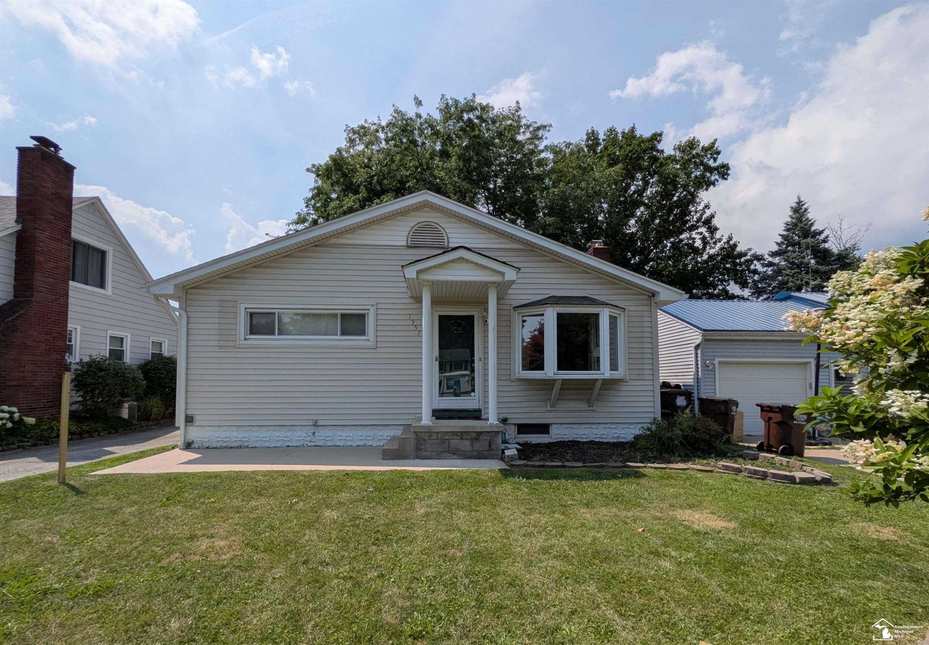 1957 Vivian Road, Monroe, MI 48162