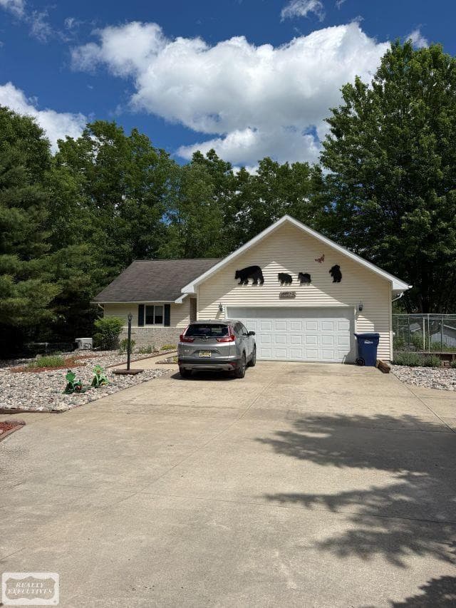6651 Tamarack, Lake, MI 48632