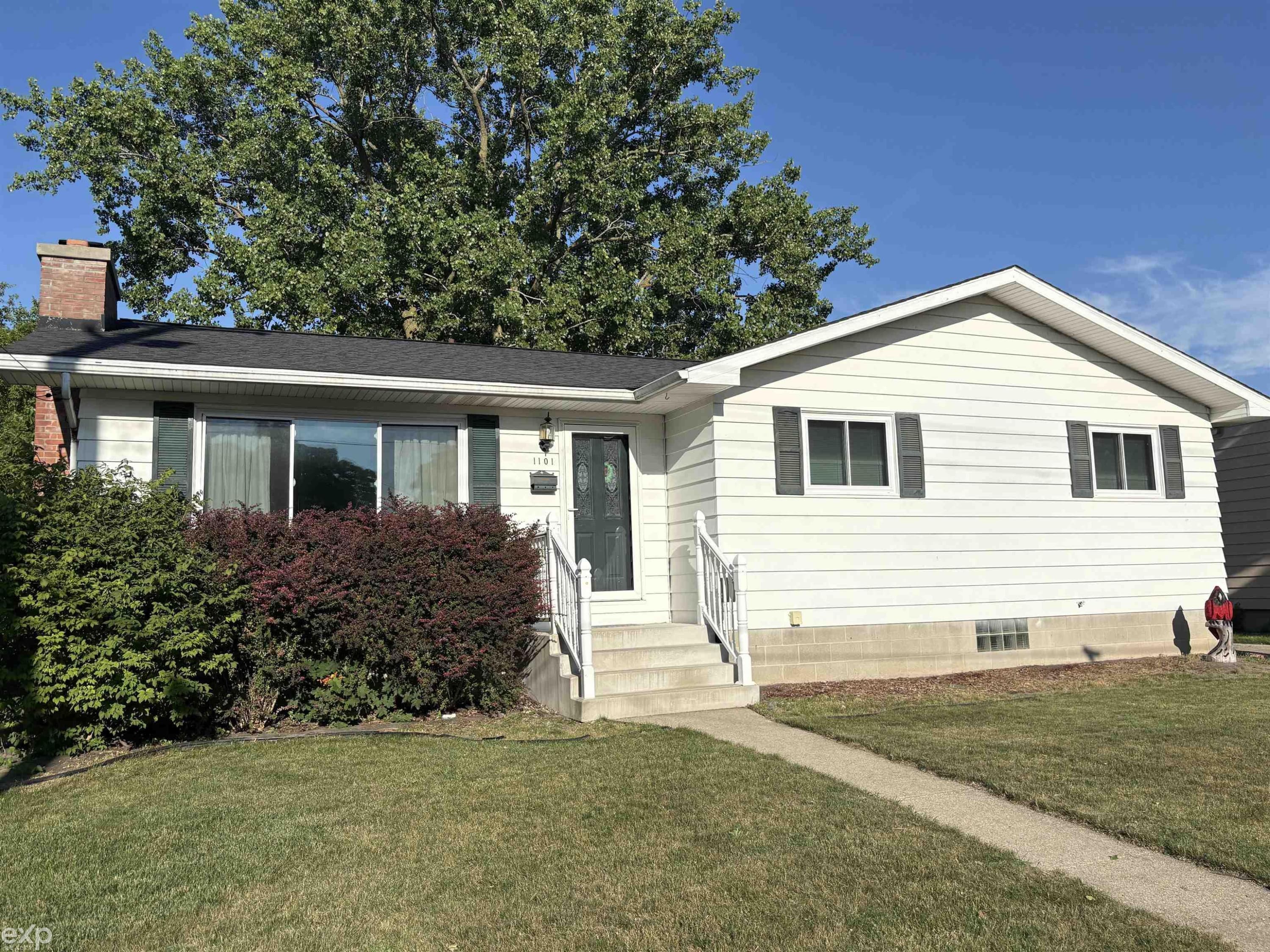 1101 Maple Street, Essexville, MI 48732