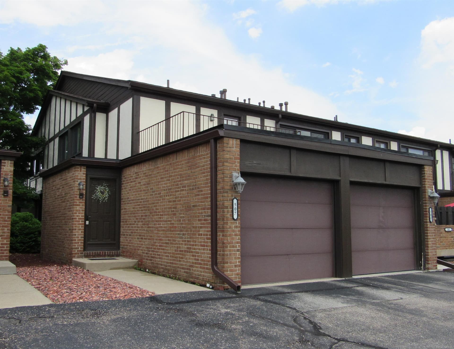 507 Country Club Drive, Saint Clair Shores, MI 48082